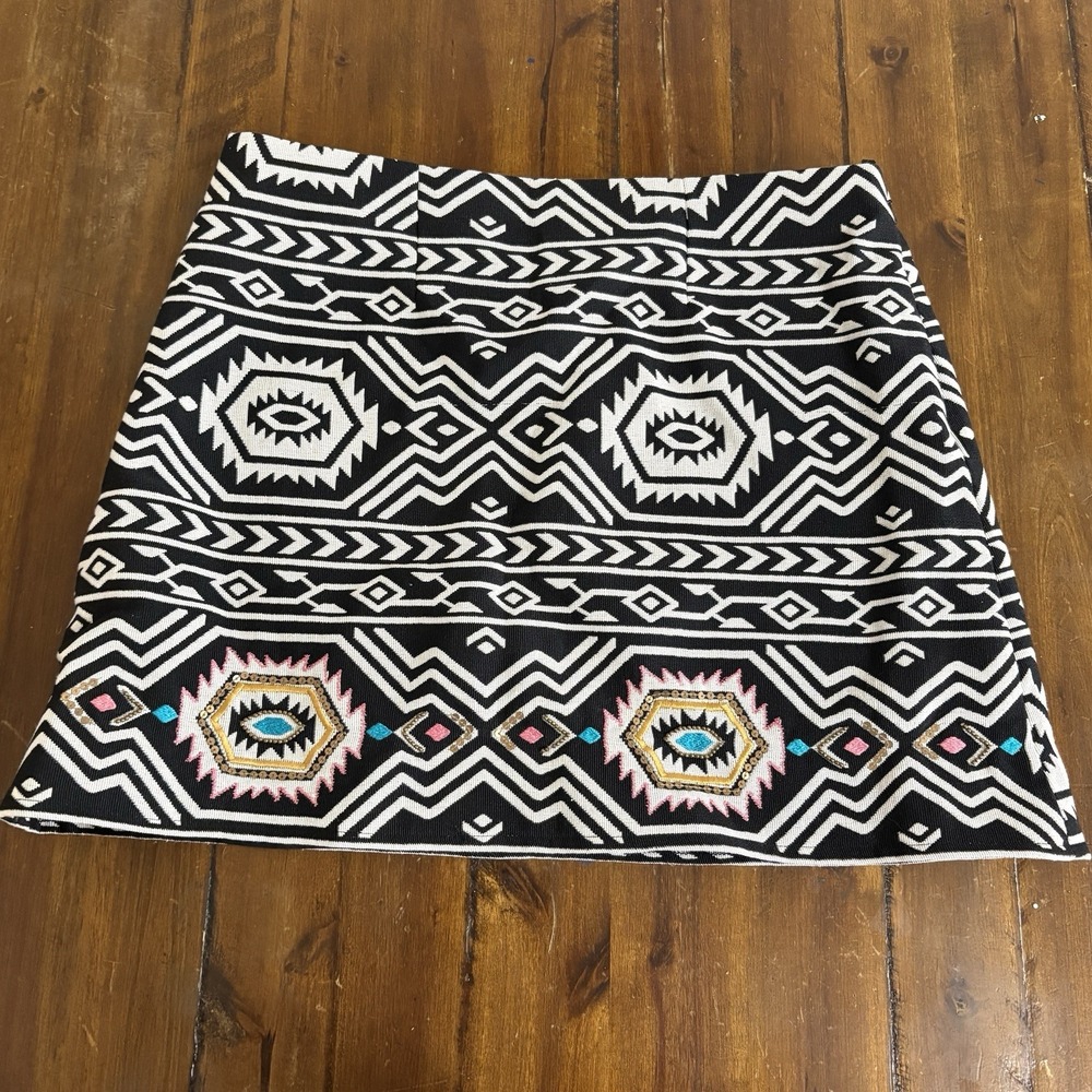 Judith March Mini Skirt Large Black White Geometric Southwestern Beaded Hipster
